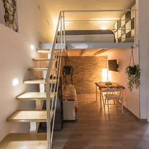 https://la-casa-di-carola.sicilyhotelsitaly.net
