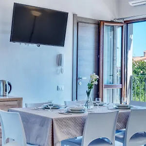  Casa vacanze Izzhome Cozy Sunflowers Italia